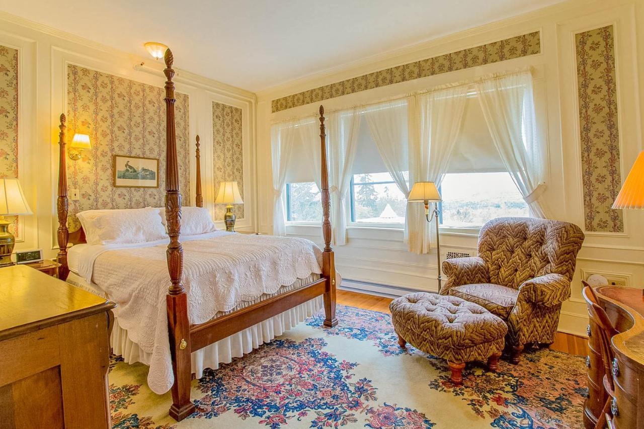 Apple Tree Inn เลนอกซ์ ภายนอก รูปภาพ